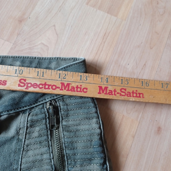 Recruit Jeans Women’s Moto Camo Pants Size 6 Green Gray Slim Fit Combat Cargo - Picture 3 of 12